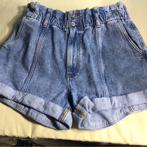 Abercrombie & Fitch Shorts Abercrombie Fitch The 8s Paperbag Short